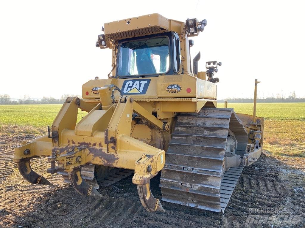 CAT D 6 T LGP ブルドーザー