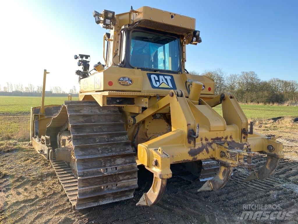 CAT D 6 T LGP ブルドーザー