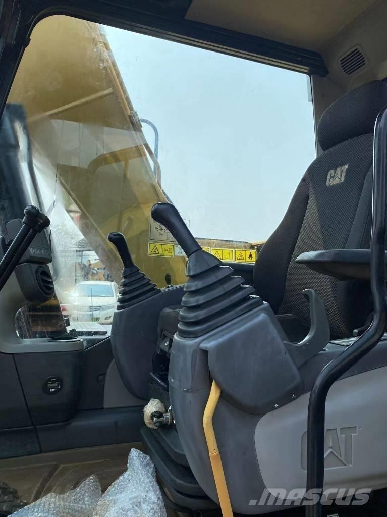 CAT 313 D 大型油圧ショベル12t以上（パワーショベル・ユンボ）