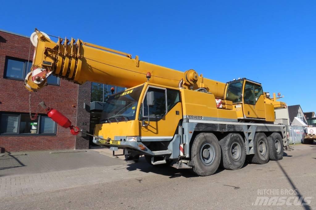 Liebherr LTM 1060-2 オールテレーンクレーン