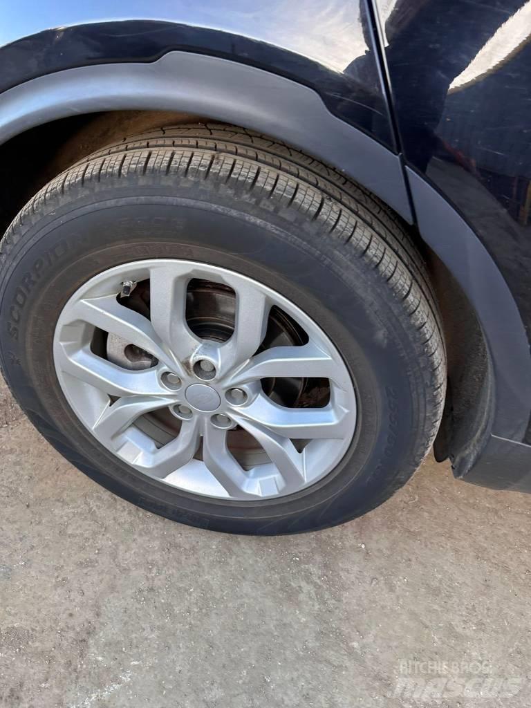 Land Rover Discovery 自動車