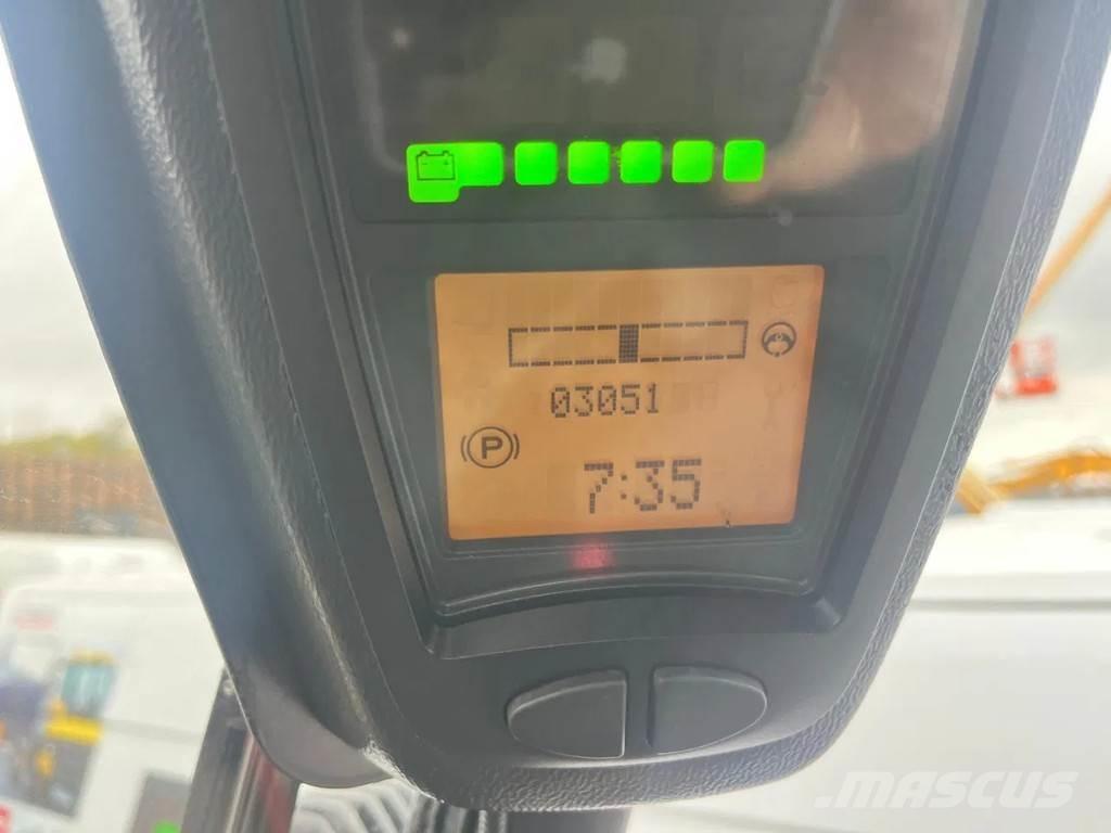 Linde E70-01 バッテリーフォークリフト