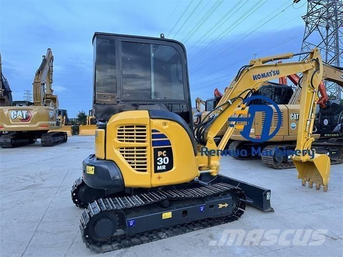Komatsu PC 30MR ミニ油圧ショベル 7t以下（ミニユンボ・ミニディガー）