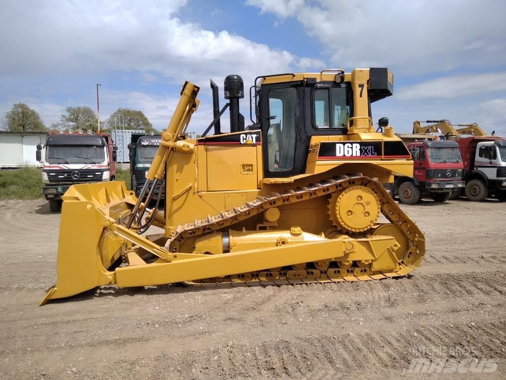 CAT D 6 R XL ブルドーザー
