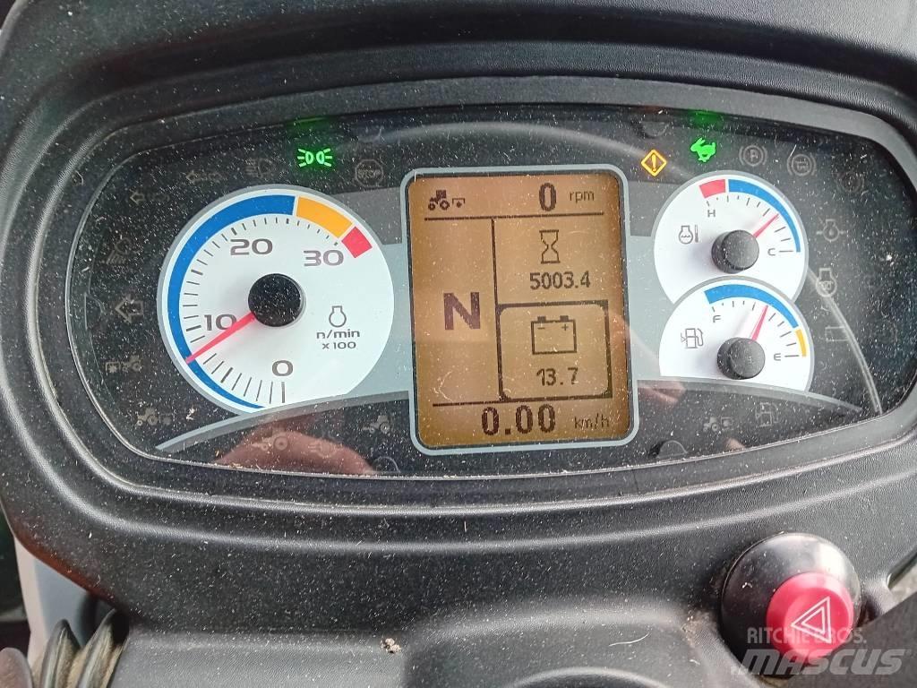 New Holland T 5.105 トラクター