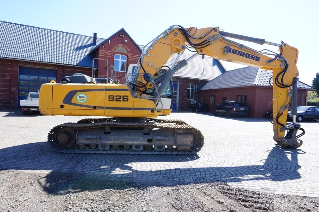 Liebherr R 926 SLC 大型油圧ショベル12t以上（パワーショベル・ユンボ）