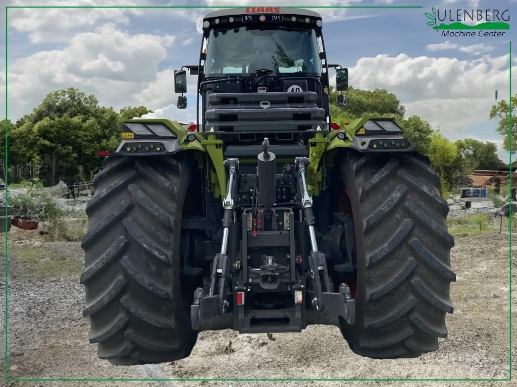 CLAAS Xerion 5000 VC トラクター