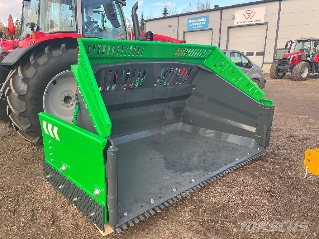 Sami 2800HD スノーブレードとプラウ