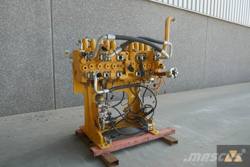 CAT 424-9373 トラック・トレーラー - 　その他