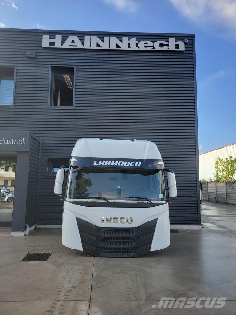 Iveco S-WAY EURO 6 キャビン及び内装