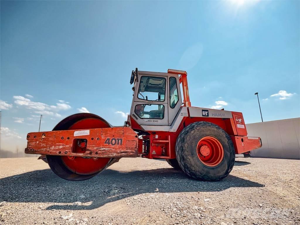 Hamm 4011 タンデムローラ