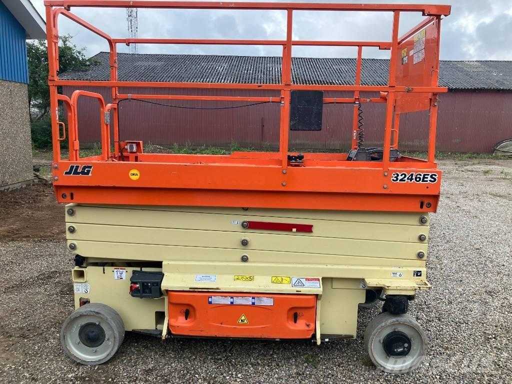 JLG 3246 ES シザースリフト