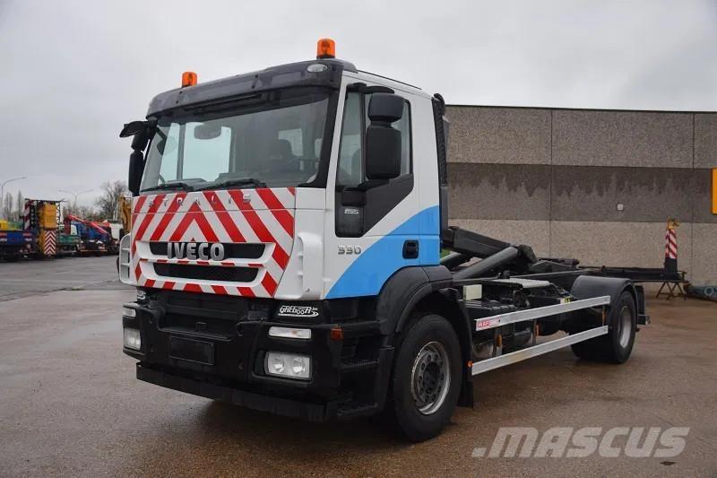 Iveco Stralis 330 アームロール