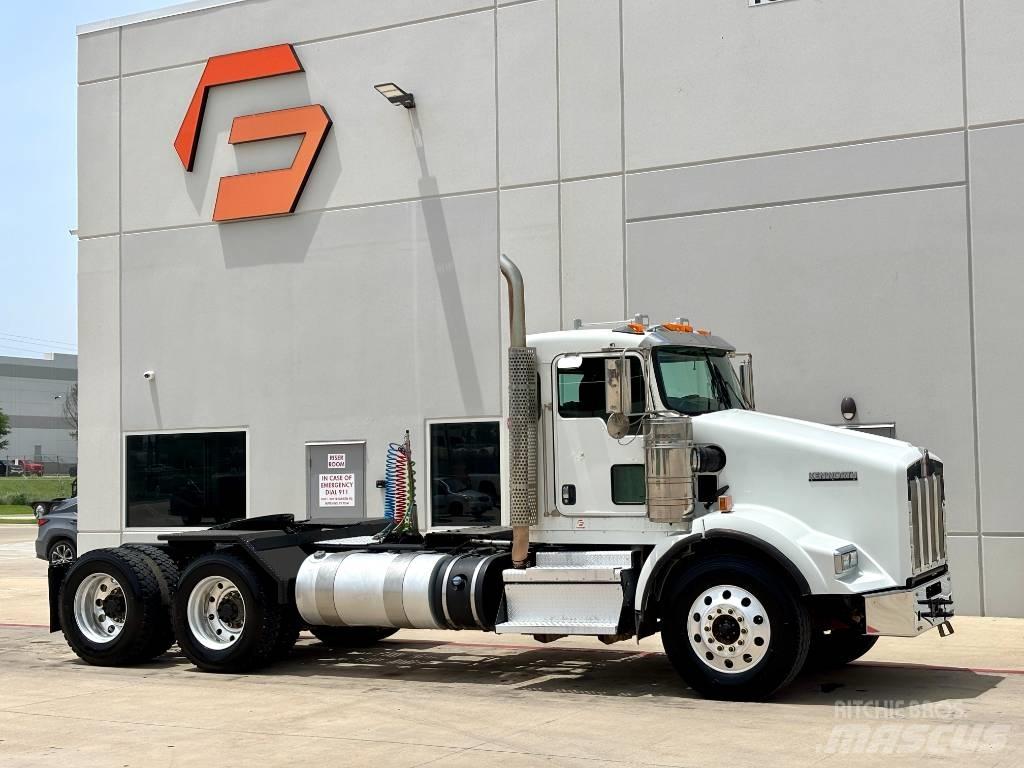 Kenworth T 800 中古トラクターヘッド | トレーラーヘッド