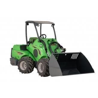 Avant e5-13 スキッドステアローダー