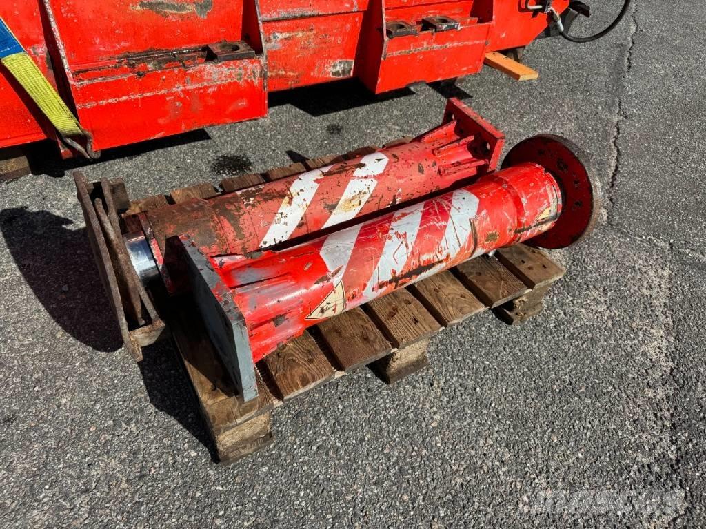 Fassi F600.22 K2 ローダークレーン