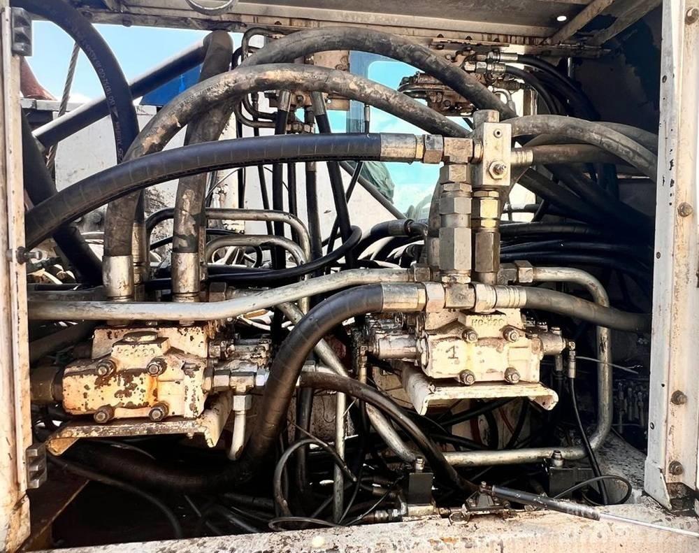Soilmec R312HD 杭打ち機