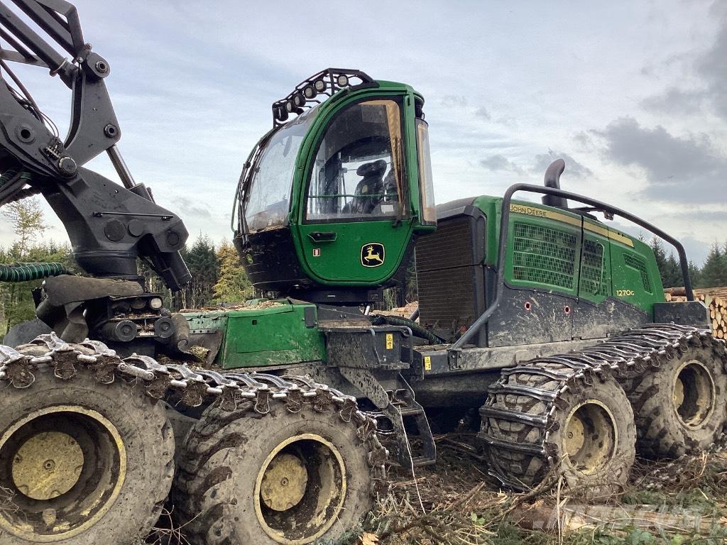 John Deere 1270G ハーベスター