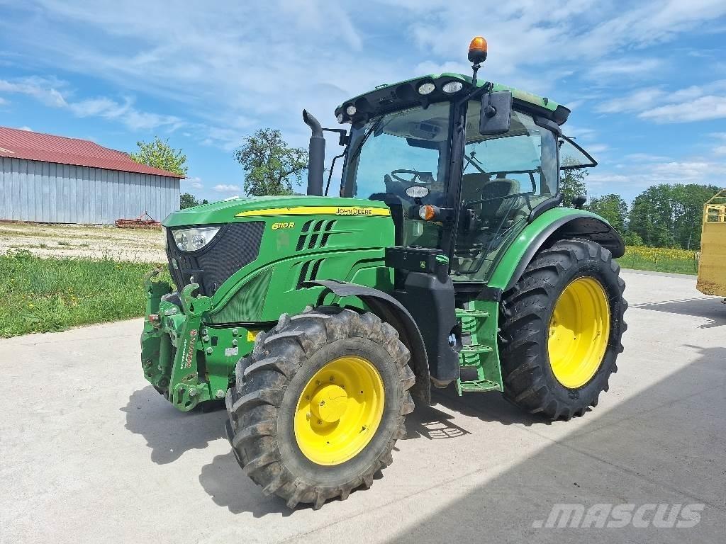 John Deere 6110R トラクター