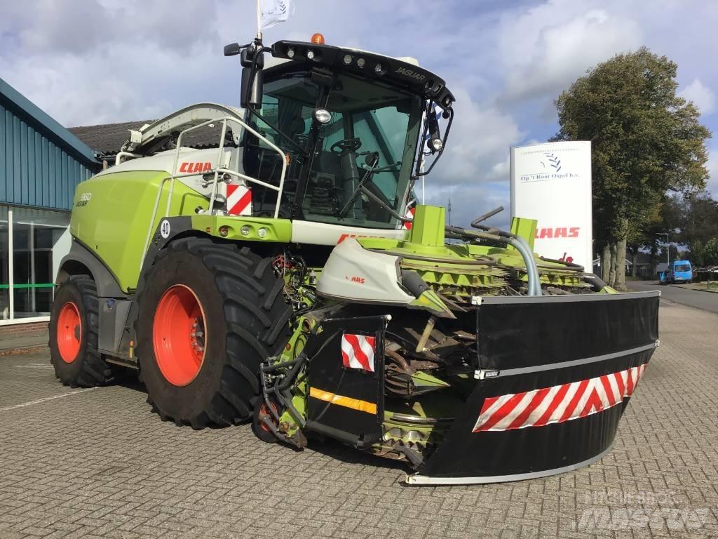 CLAAS Jaguar 960 4WD コンバイン