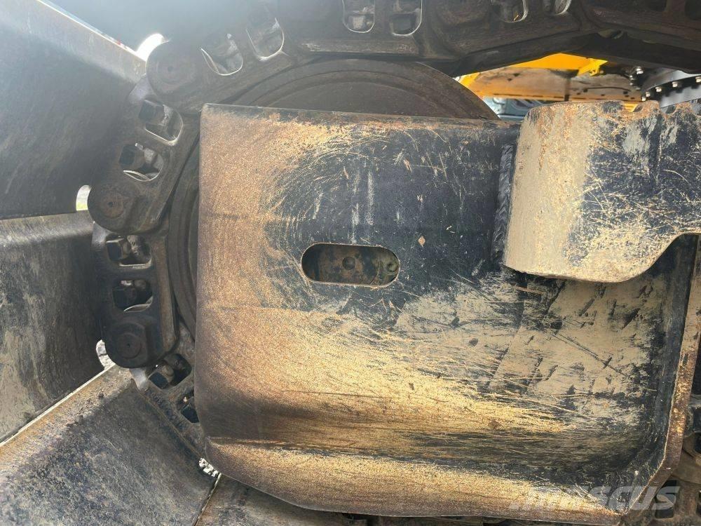 JCB 140 X LC 大型油圧ショベル12t以上（パワーショベル・ユンボ）