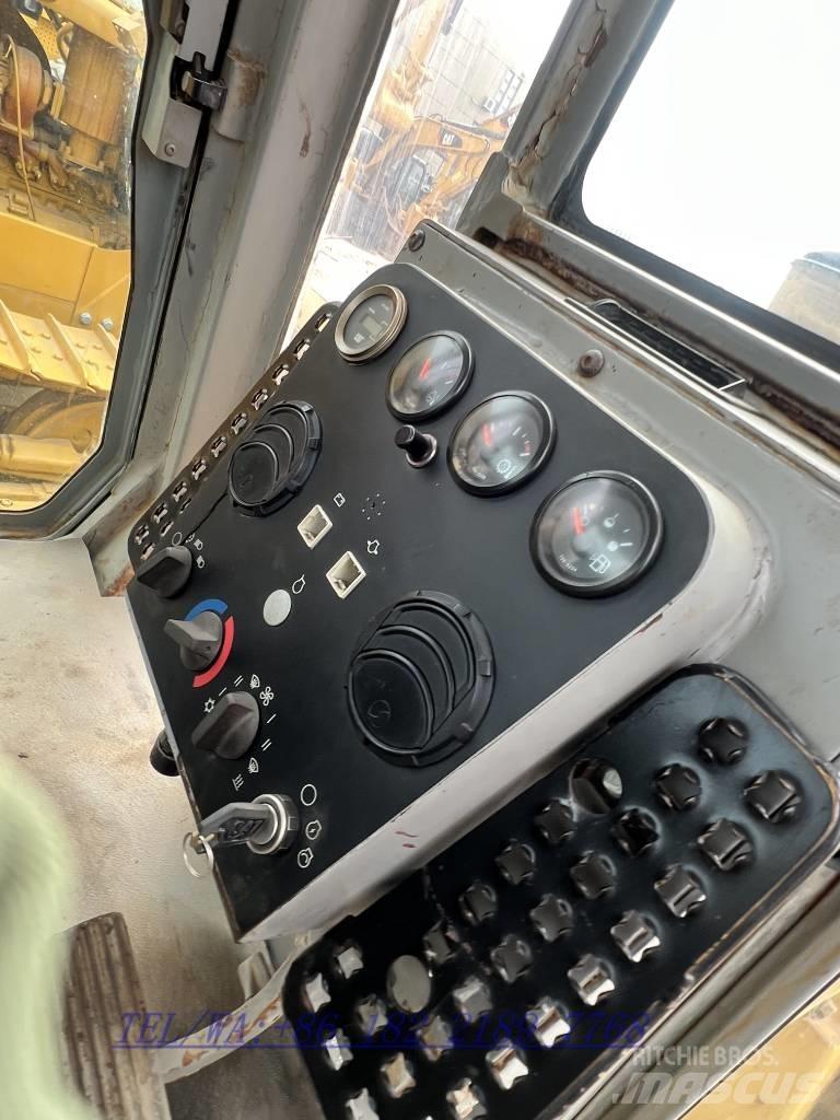 CAT D6G ブルドーザー