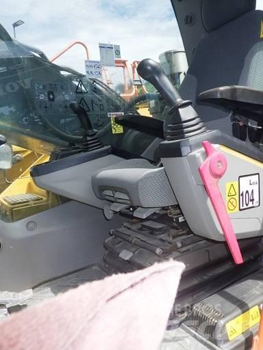 Volvo EC 300 E 大型油圧ショベル12t以上（パワーショベル・ユンボ）