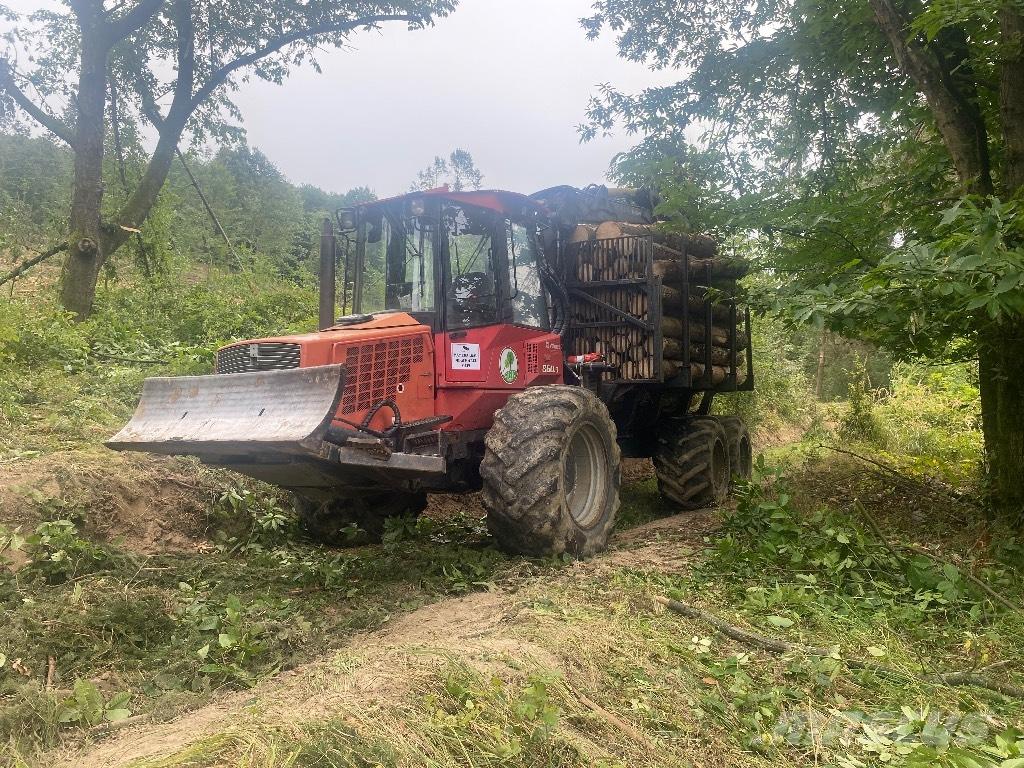 Valmet 860.3 フォワーダー