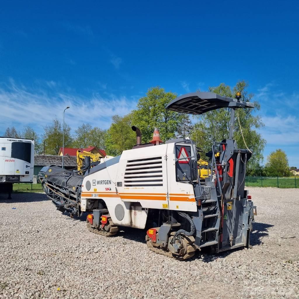 Wirtgen W 130 F アスファルトコールドミリングマシーン