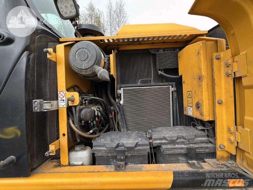JCB JS 145 W ホイール式油圧ショベル（パワーショベル・ユンボ・バックホー）