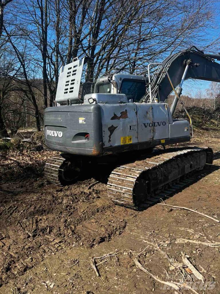 Volvo EC180BLC 大型油圧ショベル12t以上（パワーショベル・ユンボ）