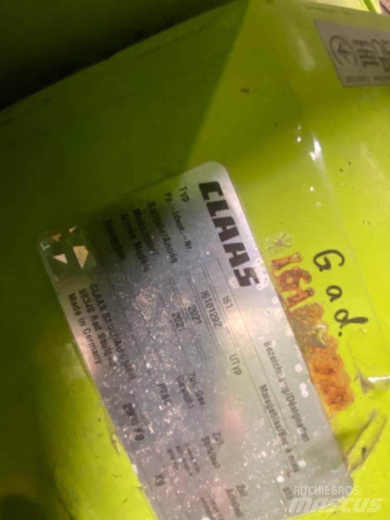 CLAAS Orbis 600 AC 自走式フォレージハーベスター