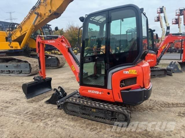 Kubota KX 019-4 ミニ油圧ショベル 7t以下（ミニユンボ・ミニディガー）