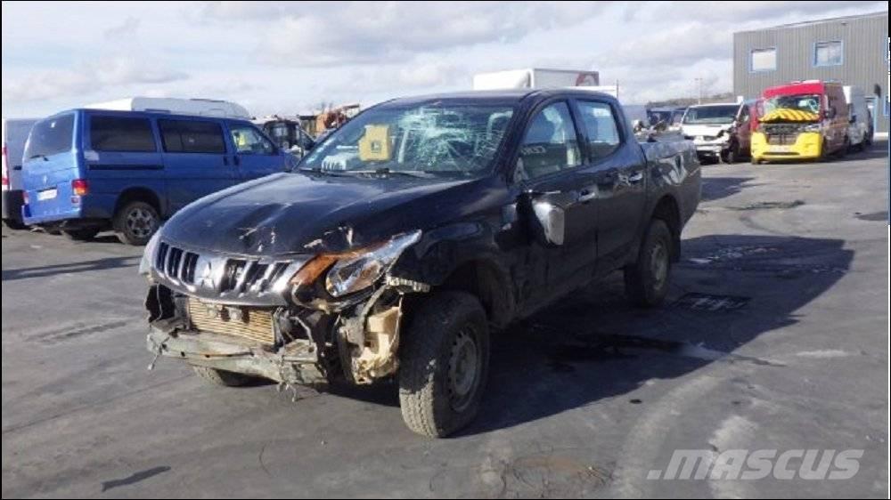 Mitsubishi L 200 4 ピックアップ／ドロップサイド