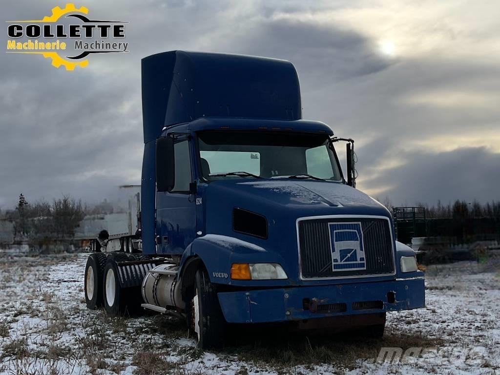 Volvo VNM 中古トラクターヘッド | トレーラーヘッド