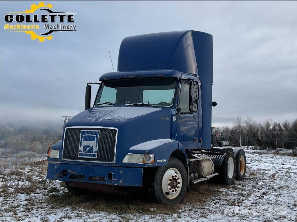 Volvo VNM 中古トラクターヘッド | トレーラーヘッド