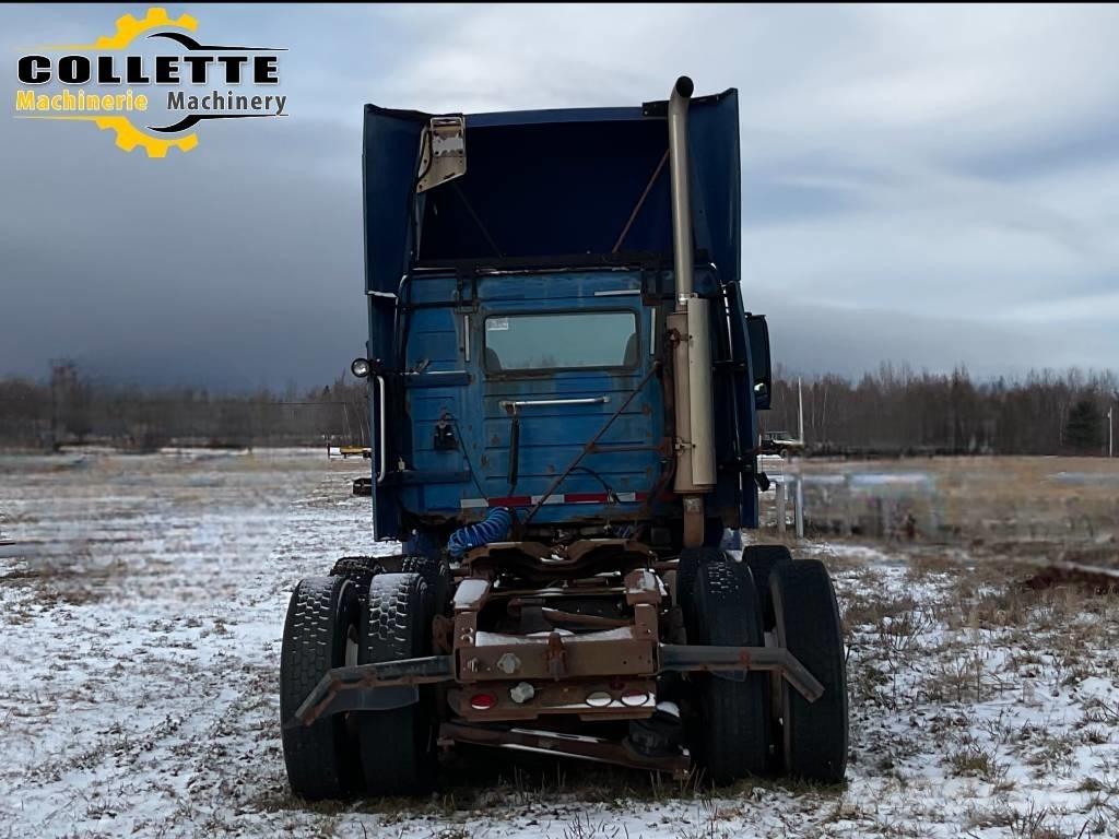 Volvo VNM 中古トラクターヘッド | トレーラーヘッド