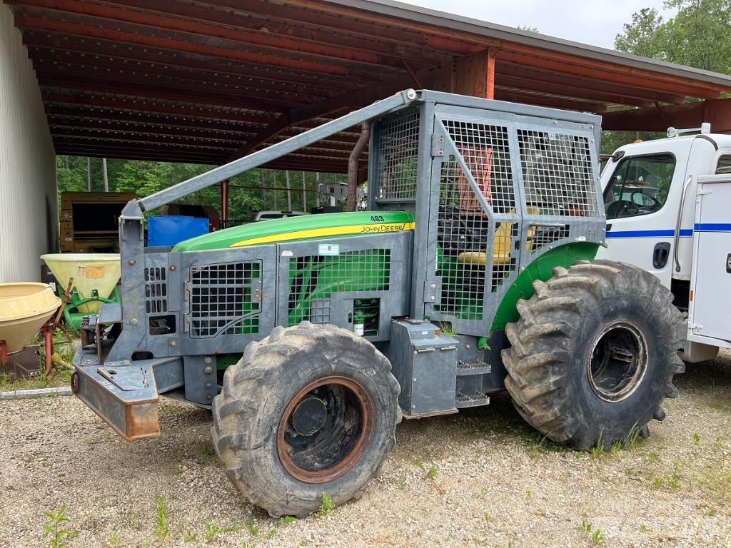 John Deere 5100 M トラクター
