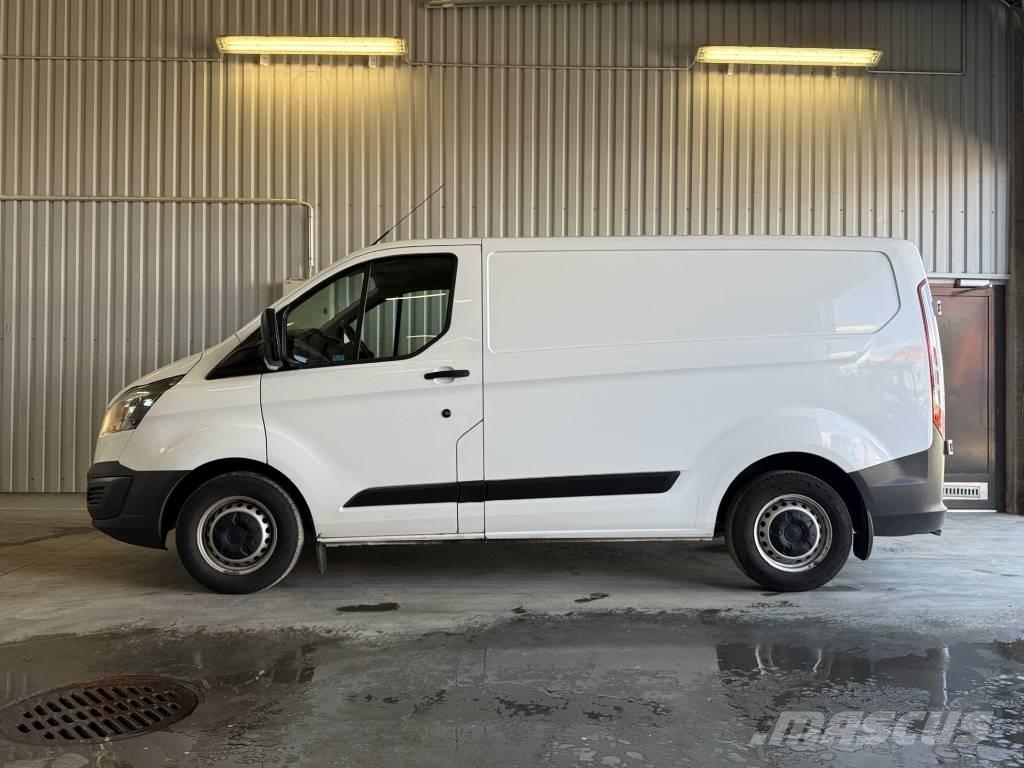 Ford Transit Custom パネルバン
