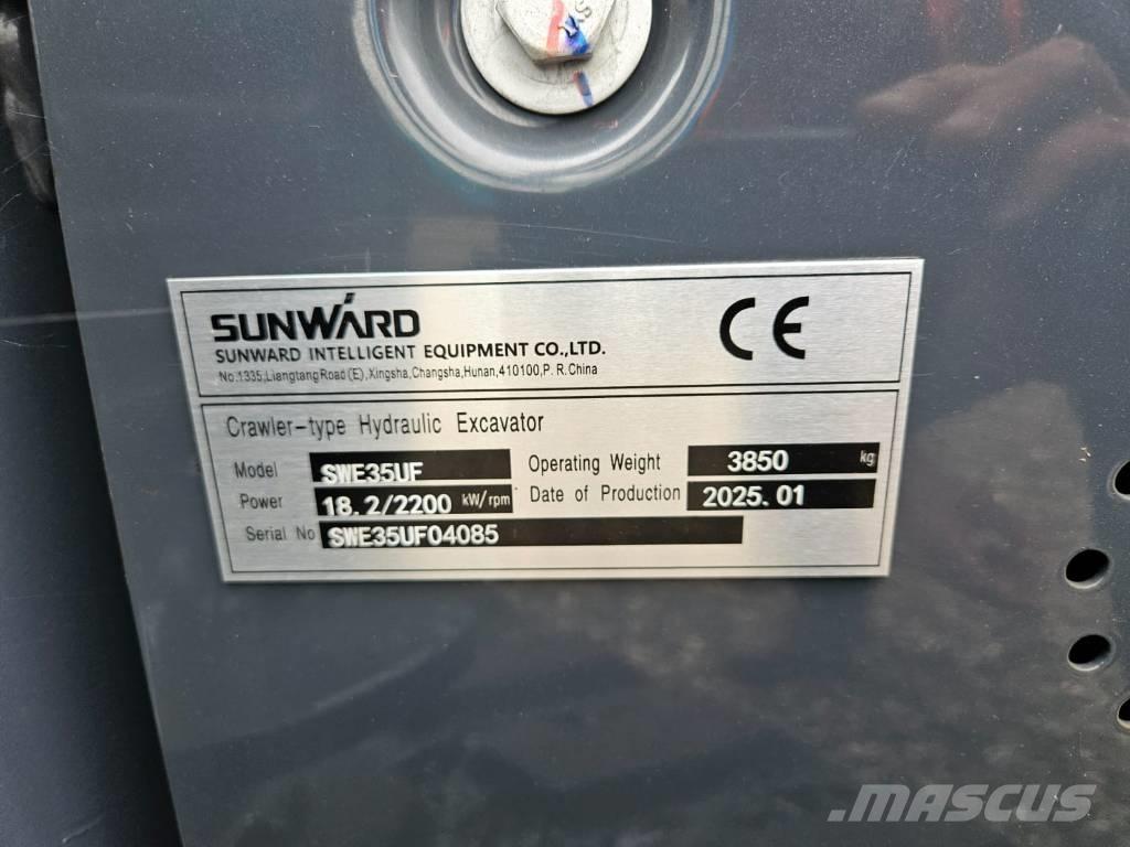 Sunward SWE 35 UF ミニ油圧ショベル 7t以下（ミニユンボ・ミニディガー）