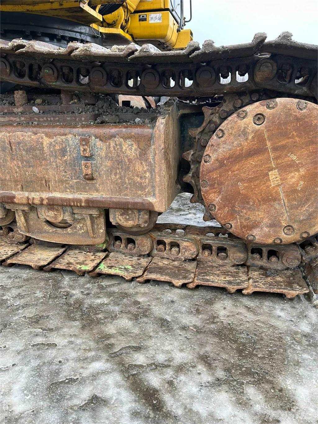 Komatsu PC490LC-11 大型油圧ショベル12t以上（パワーショベル・ユンボ）