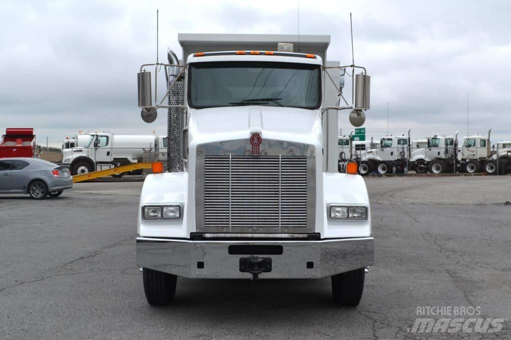 Kenworth T 800 ダンプ