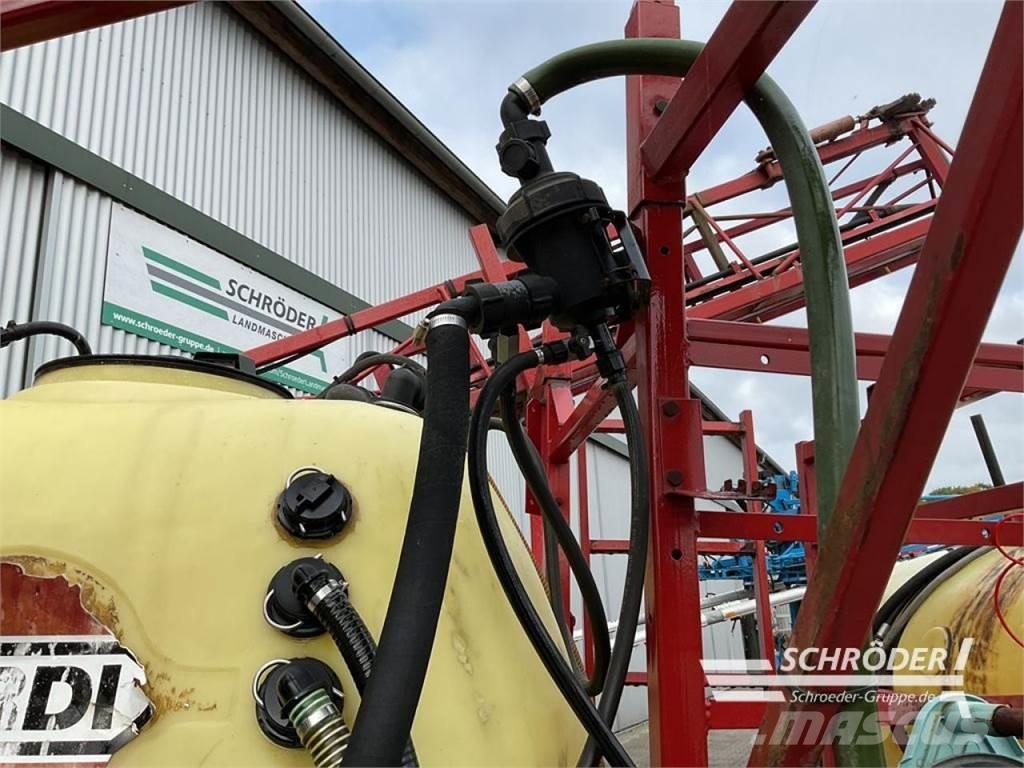 Hardi 462 TY 牽引型スプレイヤー
