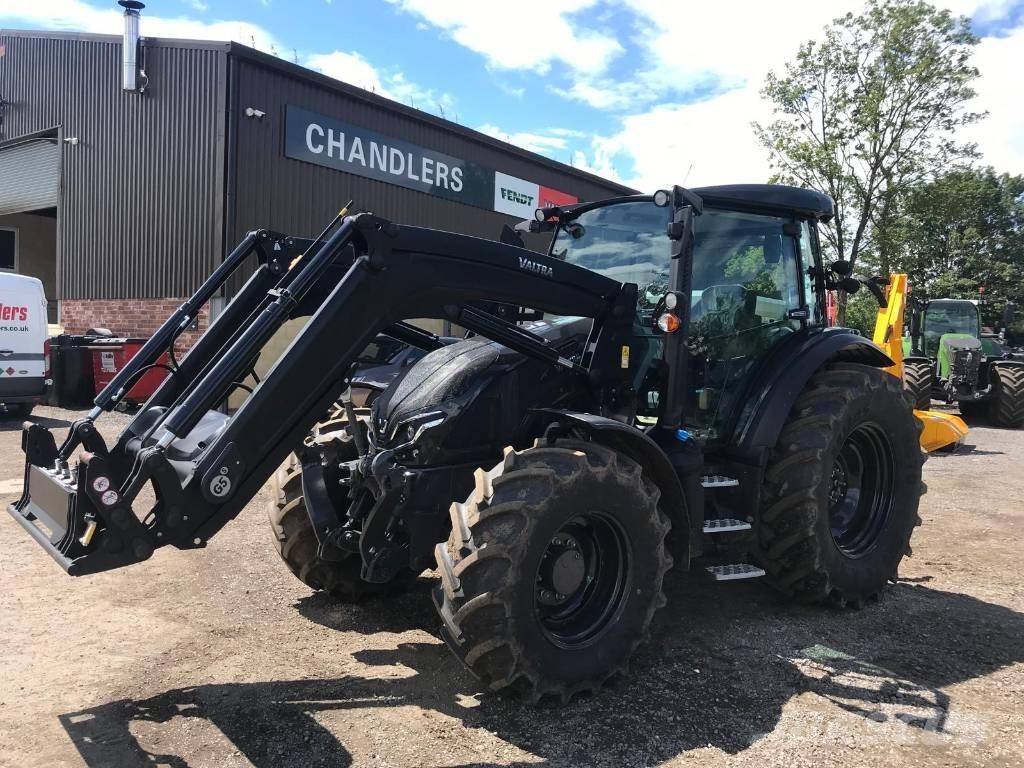 Valtra G 135 A トラクター