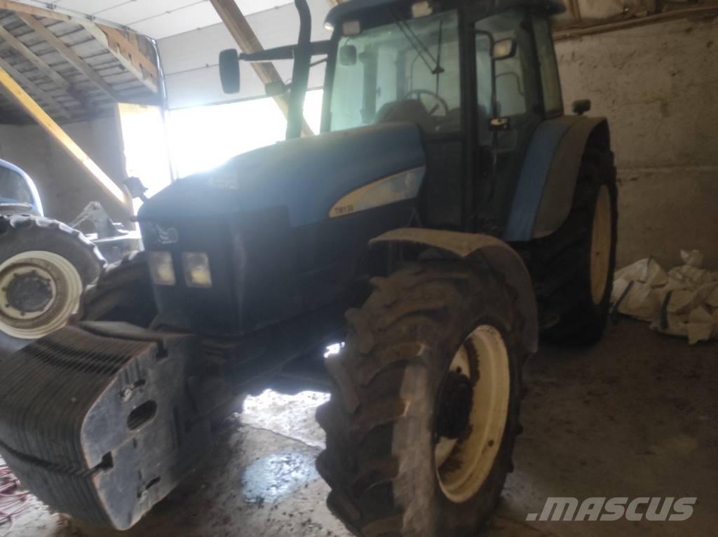 New Holland TM 130A トラクター