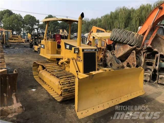CAT D3C ブルドーザー