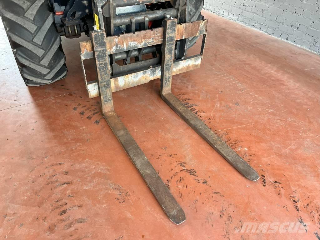 Bobcat TL 358+ AGRI 農業用テレハンドラー