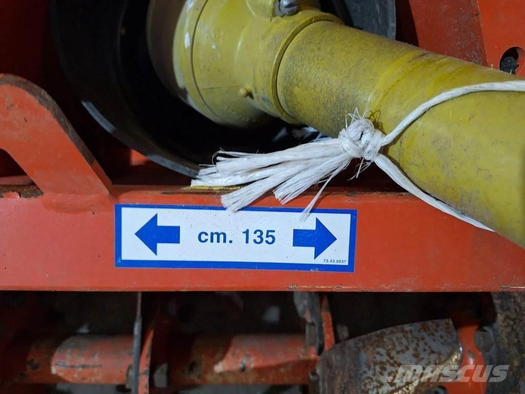 Kubota B2150 マテリアルハンドリング-その他