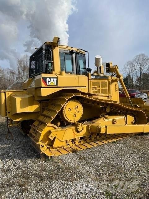 CAT D 6 T LGP ブルドーザー