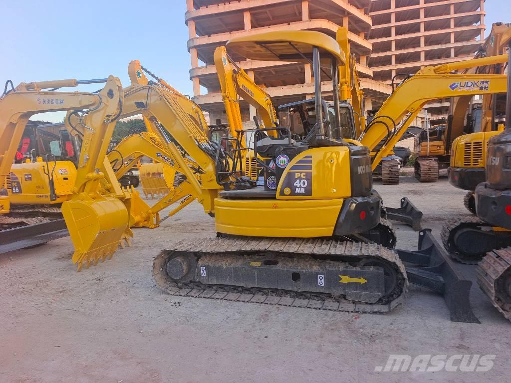 Komatsu PC40MR ミニ油圧ショベル 7t以下（ミニユンボ・ミニディガー）